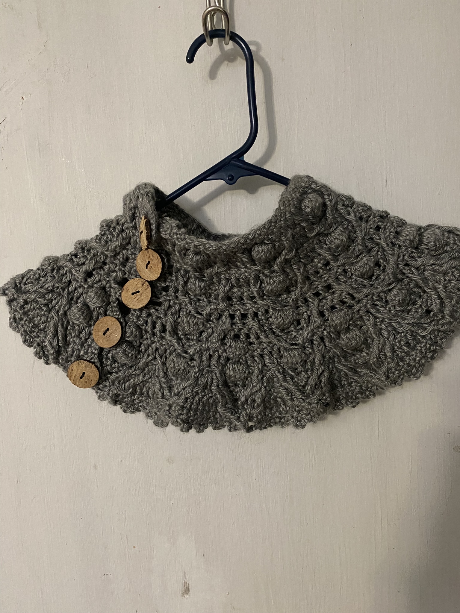 Grey Capelet