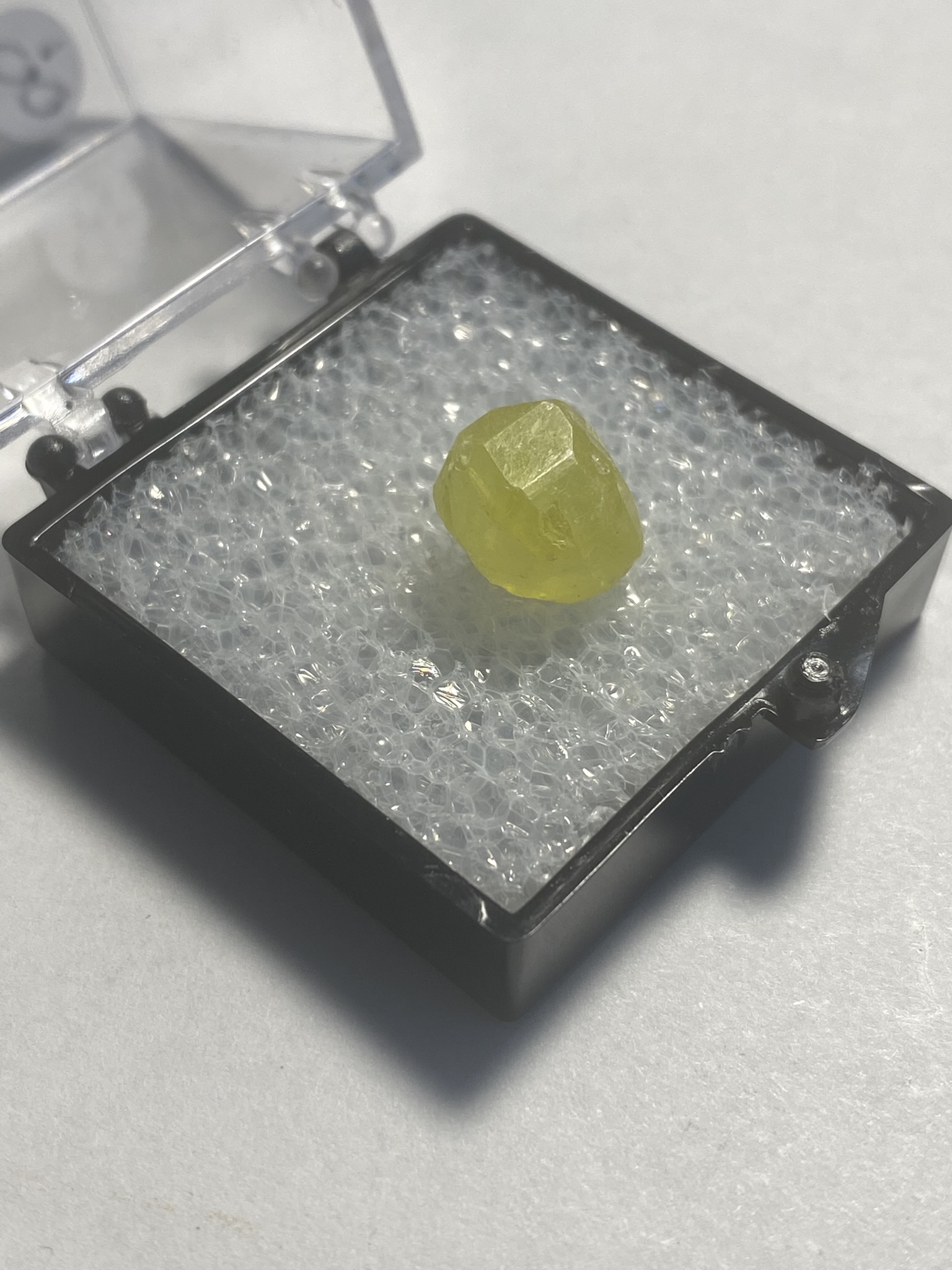 Sulphur Crystal Thumbnail